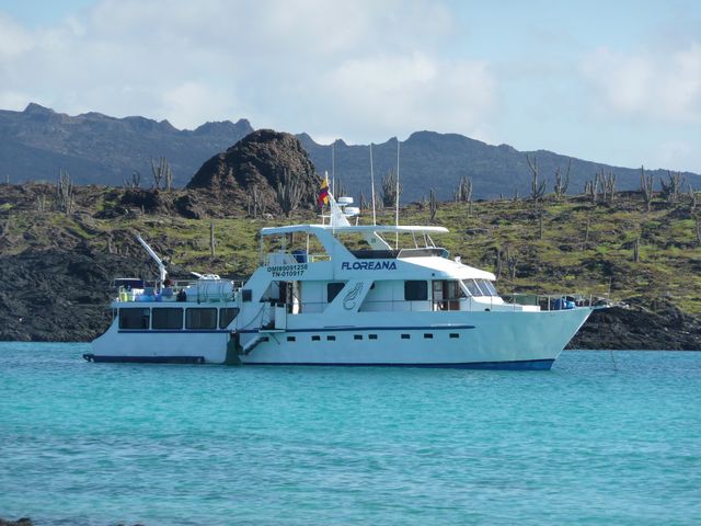 unser Boot auf Galapagos